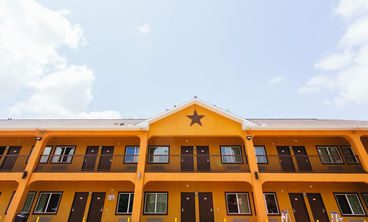 Moonlight Suites - Houston/George Bush Int'L Airport Exteriör bild