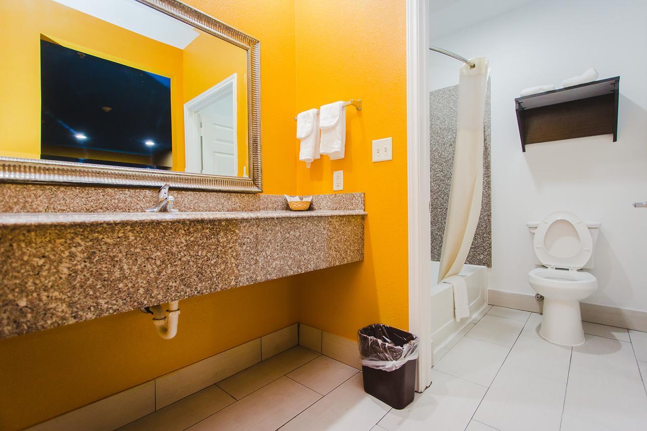 Moonlight Suites - Houston/George Bush Int'L Airport Exteriör bild